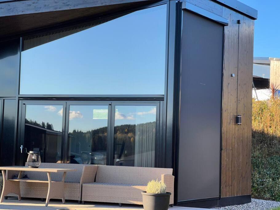 Attraktiv & Smart Funkishytte Pa Nes Strandhager. Arnes  Exterior photo
